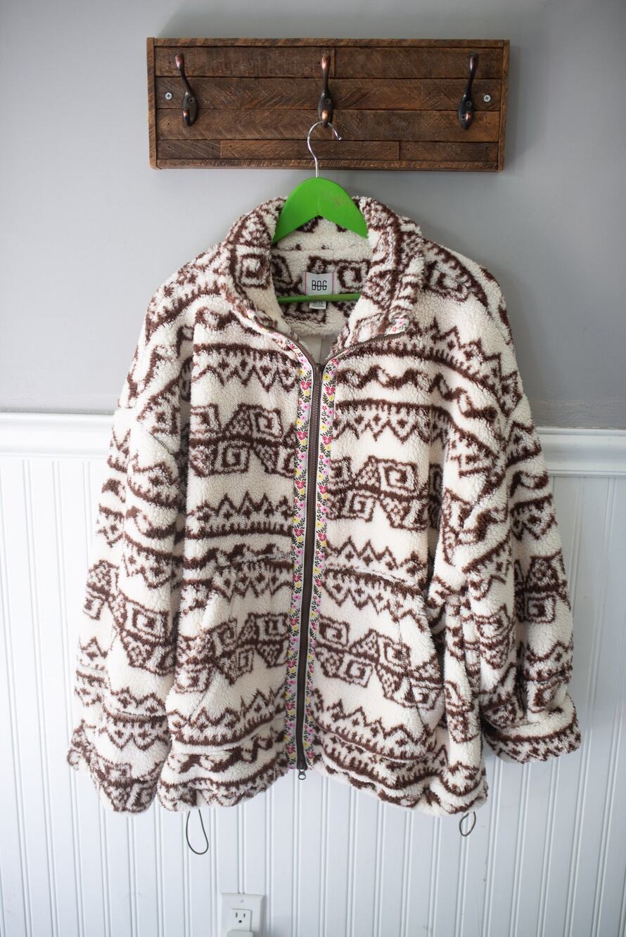 Urban Outfitters BDG Mae Printed Piled Fleece Zip-Up Jacket XL